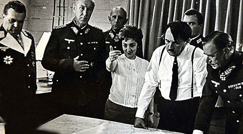 Загадка дня: звідки гестапо було стільки радянських магнітофонів?